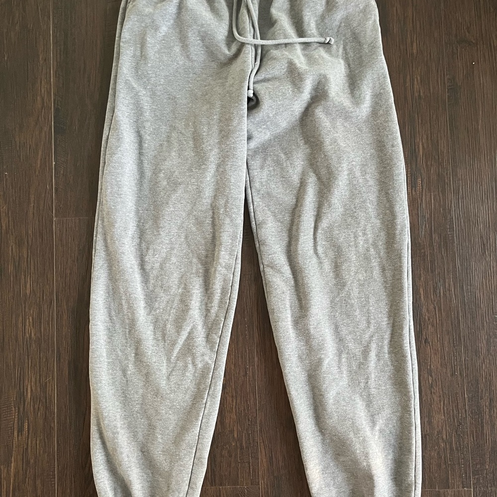 Women’s Gray Sweatpants